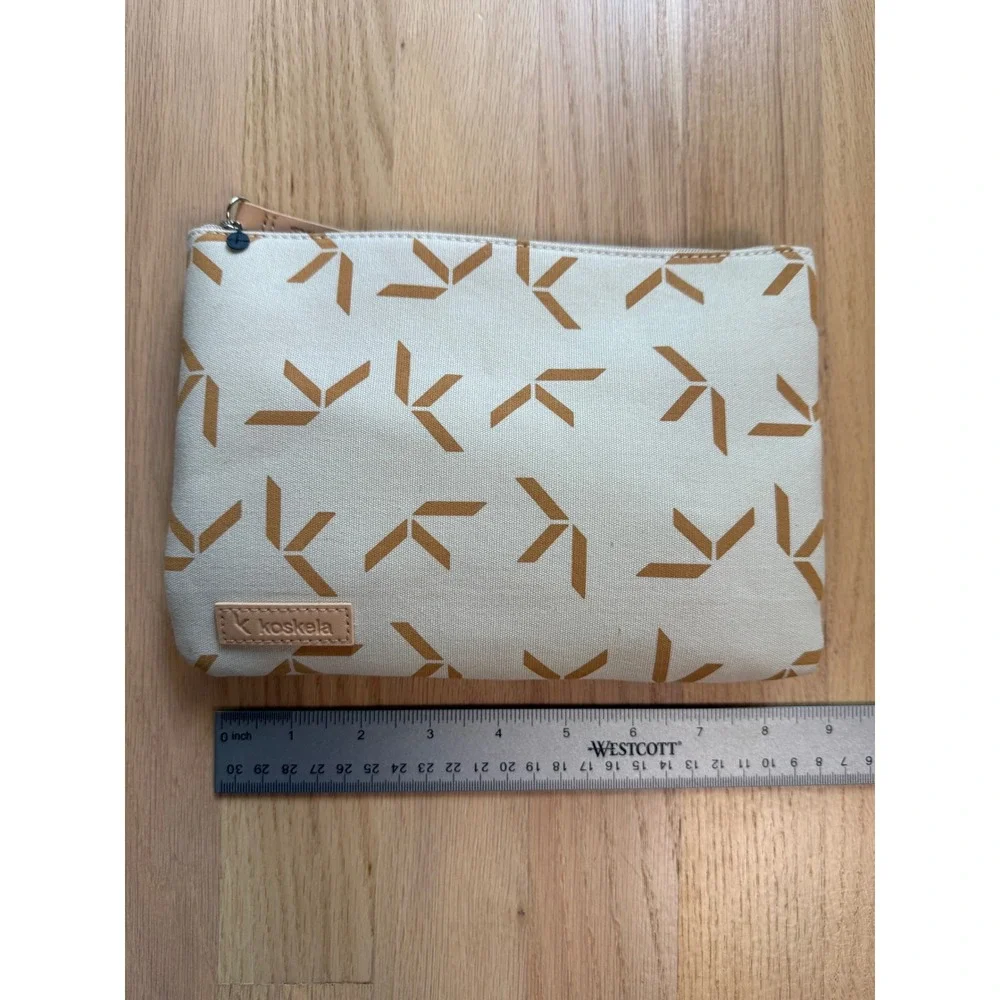 KOSKELA Qantas Amenity Pouch Unisex Cream Ochre Geometric Canvas Small